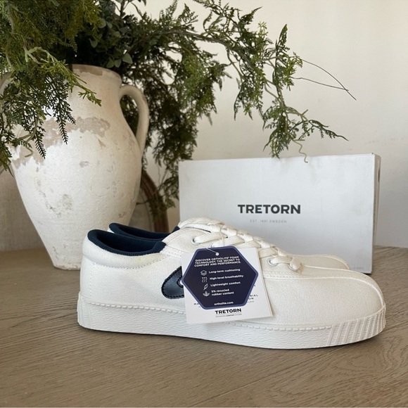 Tretorn Women’s 'Nylite Plus Canvas' Sneakers - White/Navy - Picture 9 of 10